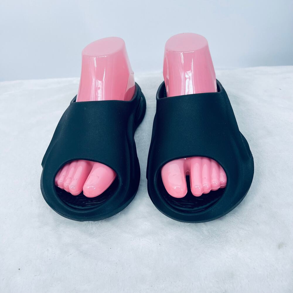 PRETTY LITTLE THING Sz 8 Women's Black Cut Out Rubber Ribbed Sole Slides NIP